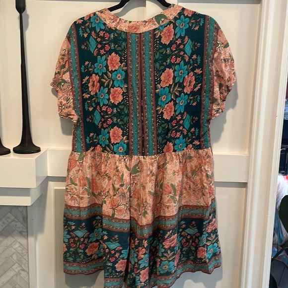 Saints + Secrets Boho Floral Romper NWT - Picture 8 of 12